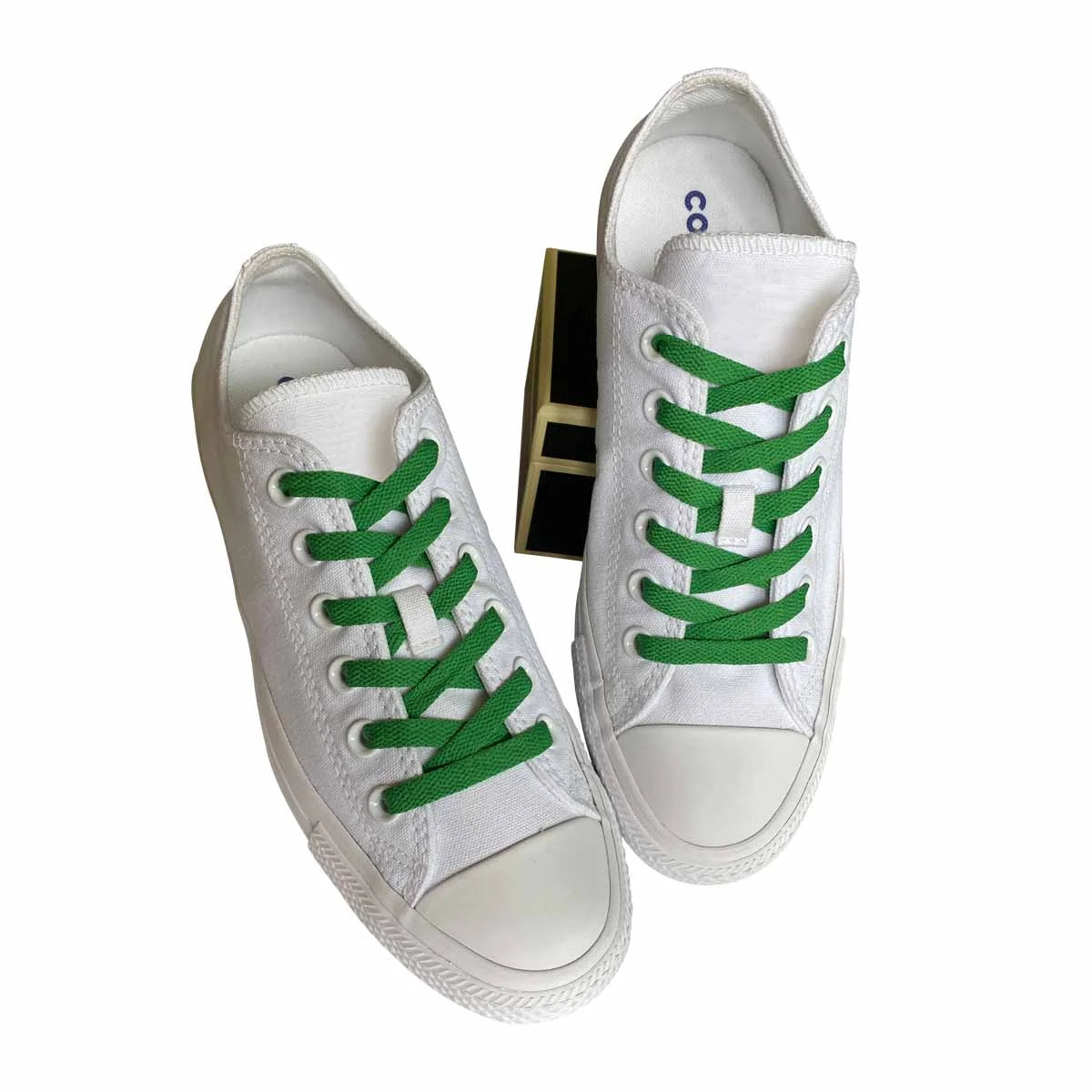 skosnoeren-sneakers-groen-moerk